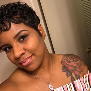 Meet your Posher, Joyce